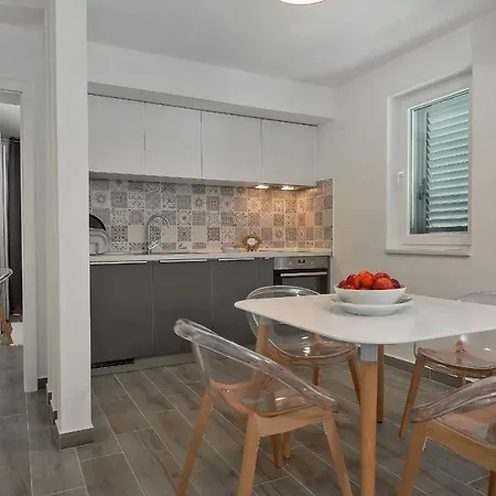 Kozina Apartment *